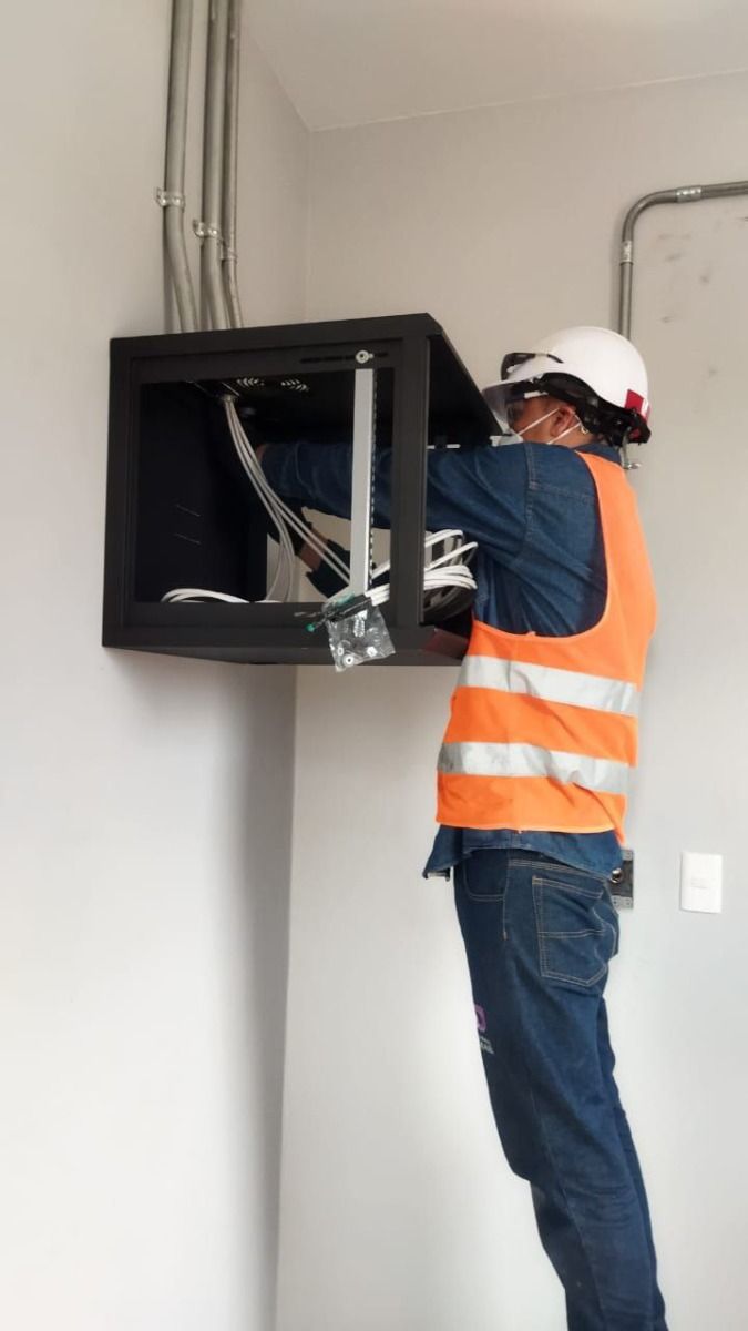 Service Image